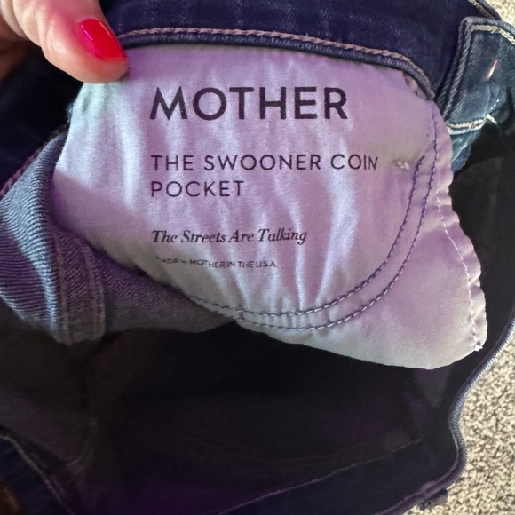 Mother denim the swooner coin pocket ‘the streets are talking” size 27 - Picture 3 of 5